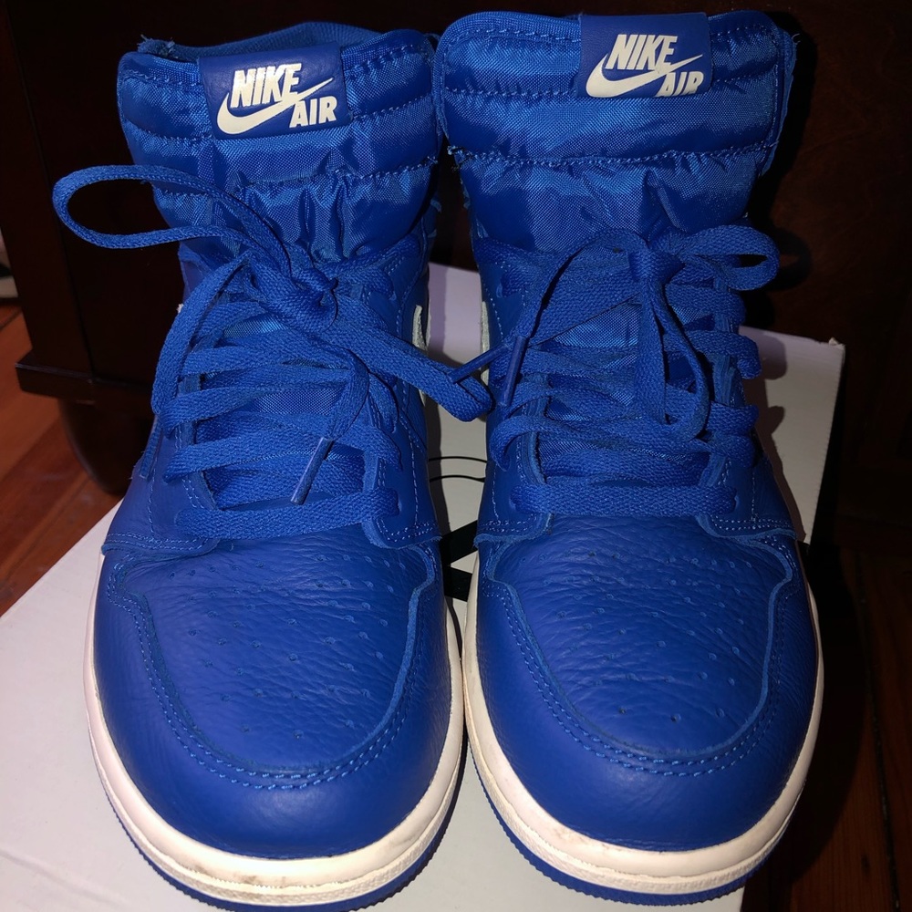 Air Jordan Retro 1 Royal
